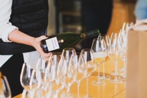 Champagne et viticulture dans le Grand Est : les ventes de Champagne battent des records