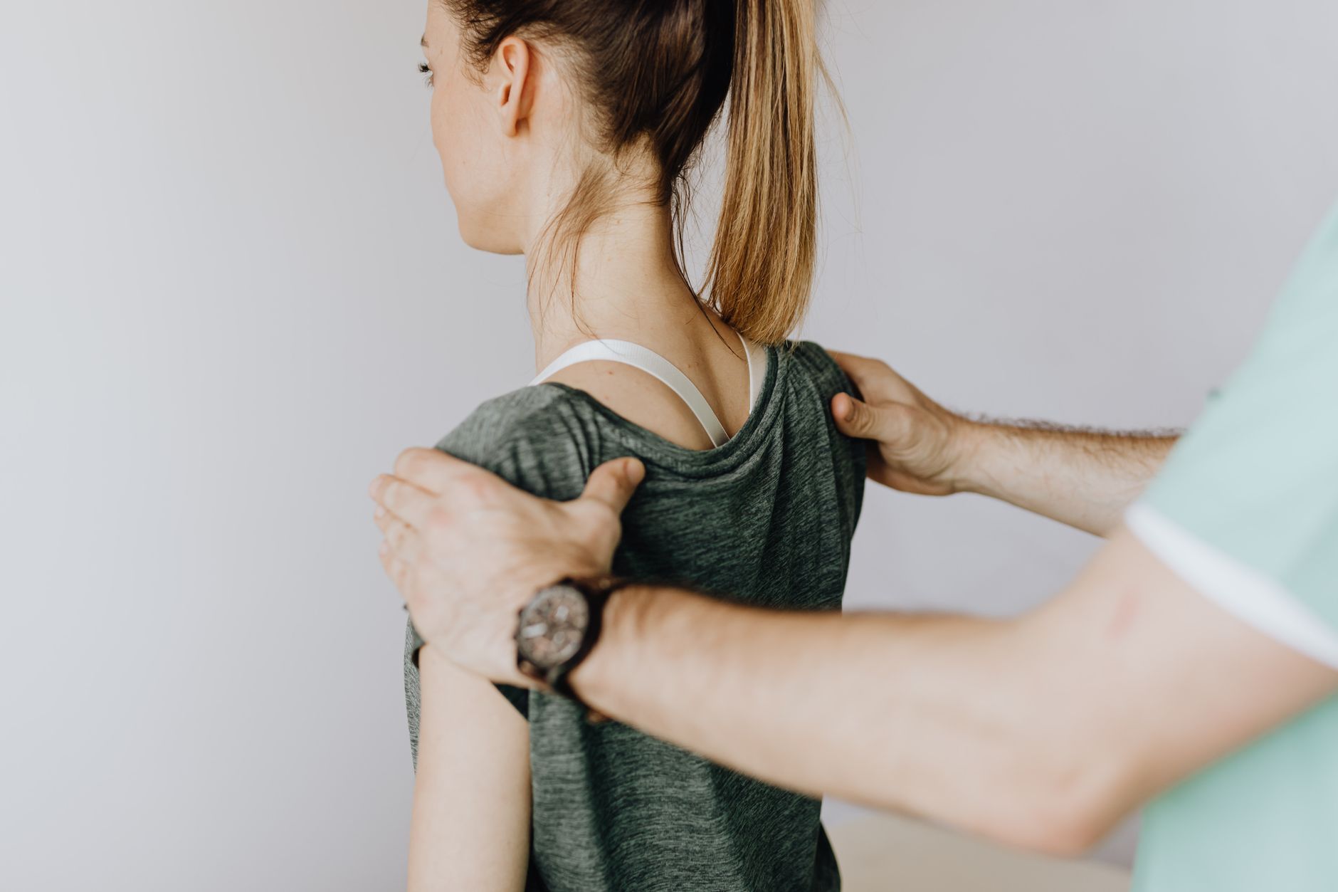 Ostéopathes en France : comment choisir et trouver le bon praticien près de chez vous